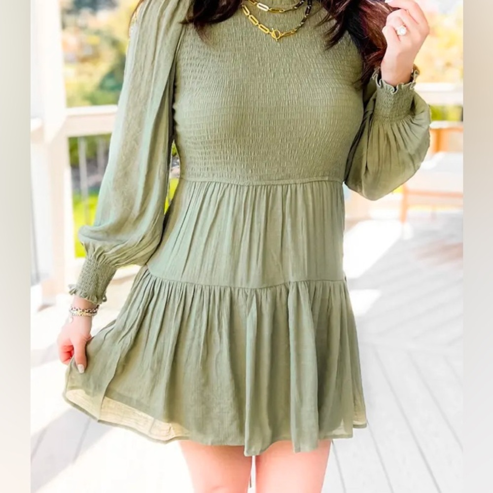 ✨SALE✨Green, Blu Pepper, Long Sleeve Dress
